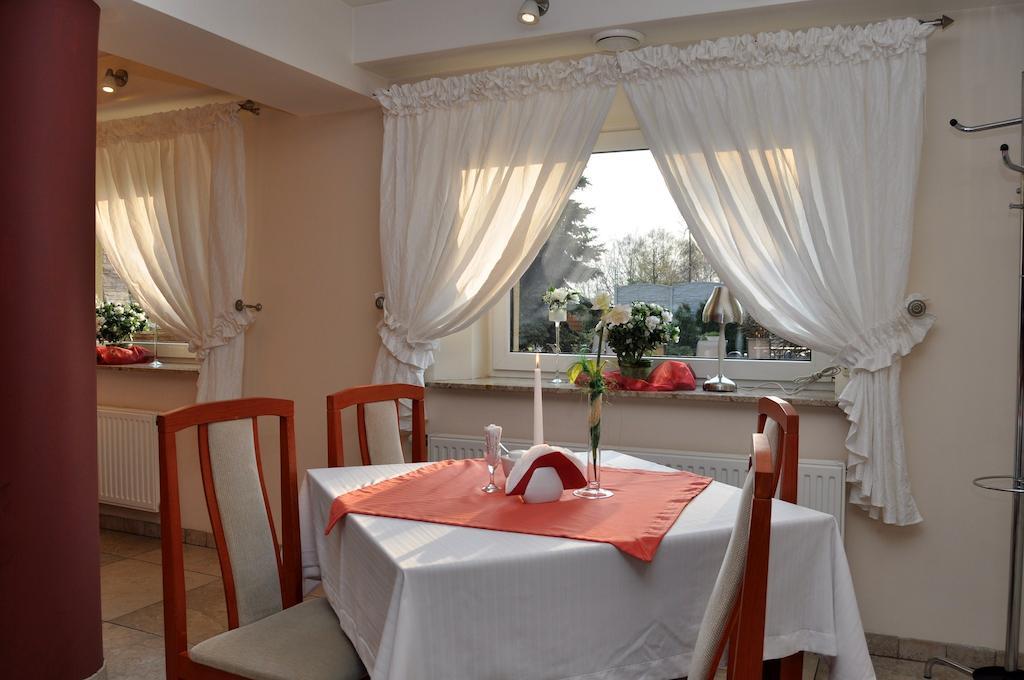 Hotel Zagiel Niewiesze Екстер'єр фото
