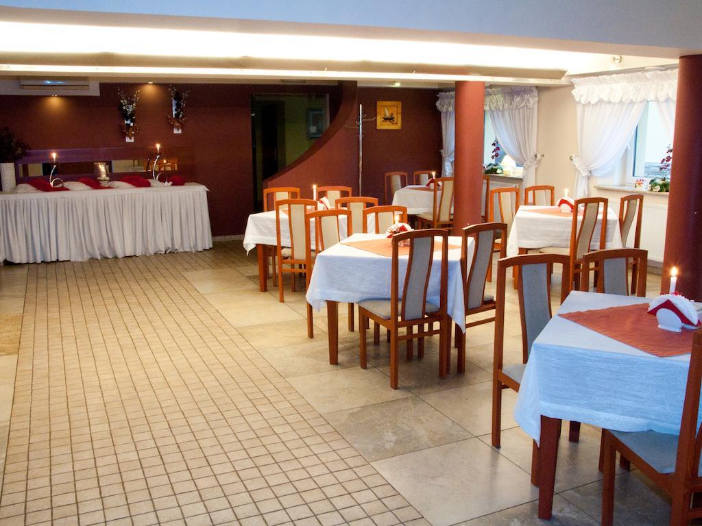 Hotel Zagiel Niewiesze Екстер'єр фото