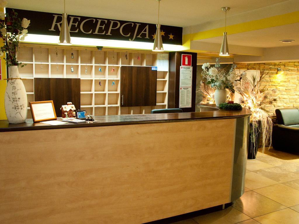 Hotel Zagiel Niewiesze Екстер'єр фото